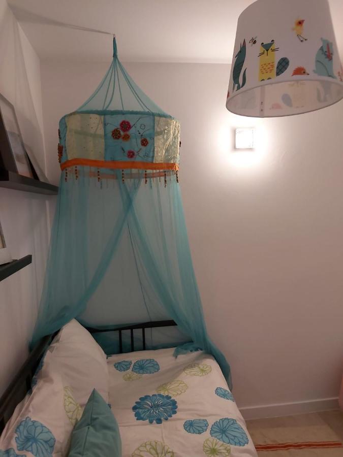Vivienda Con Terraza En Playas De Baionaアパートメント エクステリア 写真