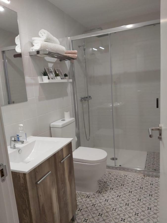 Vivienda Con Terraza En Playas De Baionaアパートメント エクステリア 写真